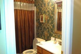 Rose Hill Bed & Breakfast | Private room in Kingstowne
