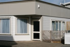 Hokitika Apartment | Beach Retreat Hokitika