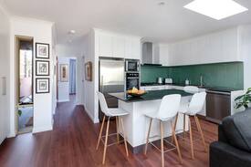 Connolly House | The Connolly Guest House, Joondalup