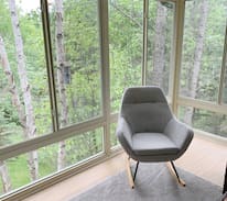 Wasagaming Cabin | Modern Clear Lake Getaway