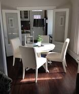 Pointe Claire Apartment | Pointe-Claire Getaway B