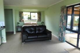 Moeraki House | The Snug