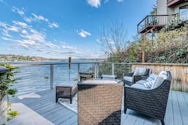 Fox Island Cabin | Eagle's Nest Waterfront: 150’ beach-kayaks & canoe
