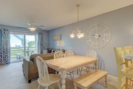Caswell Beach Apartment | The Beach Hive- Oak Island Beach Villas