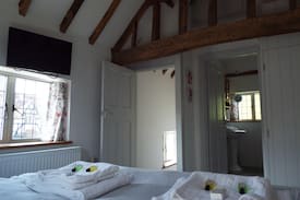 Elstead House | Holmwood Bothy, Elstead, Surrey