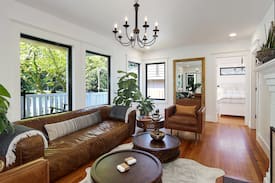 Seahurst House | Old Town Burien Bungalow w/Outdoor Moonlight Tubs