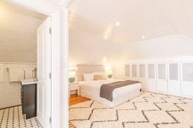 Orange House | The Home. Orange l Federation luxury l Sleeps 12