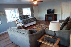 Gold Beach Cabin | Eagle Bay Rentals - Eagle's Nest