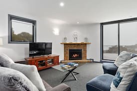 Mount Buller Apartment | The Peak 301 - Luxurious 3 bedroom Apartment on Mt Buller