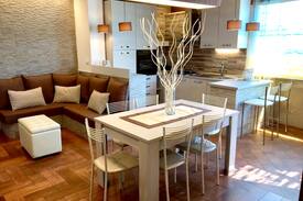 Corsano Apartment | Beautiful apt with terrace