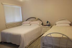 Richmond Bed & Breakfast | Friedas B&B(2) by Vancouver Airport BED/BREAKFAST