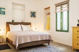 Kalyves Villa | Villa Rhea, Kalyves, 30 meters from the sea