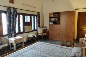 Meerut House | Quaint, quiet room in small town suburban house
