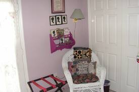 Reedville Bed & Breakfast | The Sister's Room at GrandView B&B