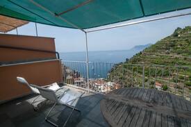Manarola Apartment | VIGNAU APT AMAZING SEE VIEW IN MANAROLA