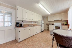 Saint-Gabriel-de-Valcartier Villa | LOVELY HOUSE OF THE VALLÉE JEUNESSE IN THE VILLA ST-LEON RESIDENCE