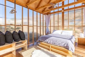 Morongo Valley Cabin | Minimalist Modern Cabin - Amazing Views