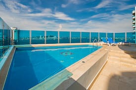 Castillogrande Apartment | EDIFICIO BAHIA CONCHA APTO 16 B1