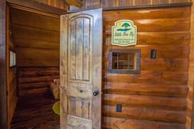 Broken Bow Cabin | Firefly Cabin
