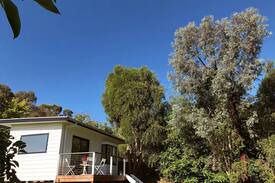 Healesville House | Stargazer - A new cottage walking distance to town