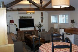 Old Orchard Beach Cabin | #5 Saltbay Cottage minutes from the Beach