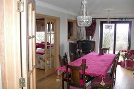 Drumbo Apartment | Hilltop Drumbo 8.5 miles from Belfast City Hall