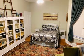 Springfield Apartment | The Phoenix House