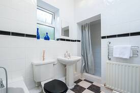 Broadstairs House | Seagulls Rest five bedroom house near Viking bay!