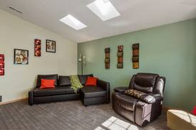Mountain View District House | Sage Country Retreat, quiet, Accessible, 3 bedroom