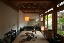Cheongunhyoja-dong House | Hanok Rental House in Central Seoul 한옥 렌탈 하우스(독채)
