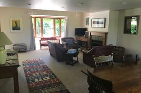 Hawkesbury House | Mill Stream Cottage - a luxurious rural retreat