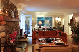 Otter Point Bed & Breakfast | East Meets West, a fusion B&B (Room B)