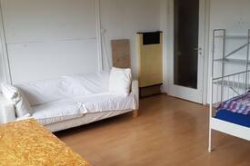 Friedrichshafen House | zentrales, helles WG-Zimmer mit Seeblick