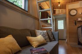 Nashport House | Modern Tiny House near Zanesville