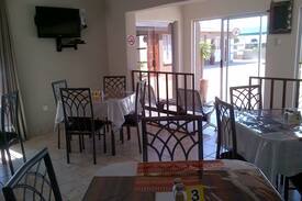Tlokweng House | Kalahari Sands Guest Lodge