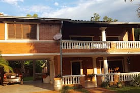 Aregua Villa | Colonial house in Aregua / Paraguay