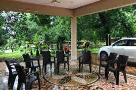 Badlapur House | Farmhouse with modern amenities yet desi vibes.