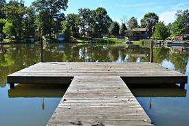 Crossville House | Angler Lodge on the Lake