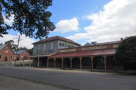 Maldon Apartment | Historic Grainstore Apartments