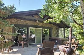 Mountain View Cabin | The Muddy Creek Ranch (Cougar Lair)