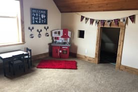 Fruitland Cabin | Sundown Ridge Getaway