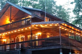 Loudonville Cabin | Serenity Hill Escape in Mohican with Pavilion