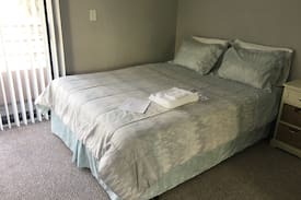 Beverly Grove Apartment | Beverly Hills/West Hollywood adj: 1bedroom/1bath