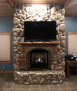 Wolf Creek Cabin | Holter Lake Cabin