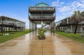 San Luis House | Sunset Paradise Found, Treasure Island Freeport TX