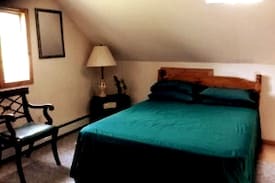 Ellenville House | Point of Infinity Room with Co-Housing