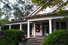 Dawson House | Pineapple Place Room#3