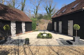 Haslemere Cabin | The Hay Barn - luxury country cottage nr Haslemere