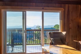 East Burke Apartment | Sno Bear Lodging #1A -On Burke Mt & Kingdom Trails