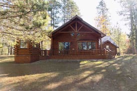 Manistique Cabin | BICKEL'S CABINS (Manistique, MI): Pet-friendly private lakefront cabins!
